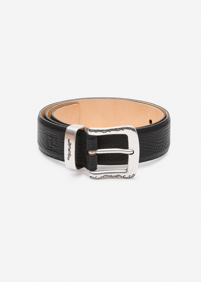 Engraved buckle leather belt in black and silver 1
