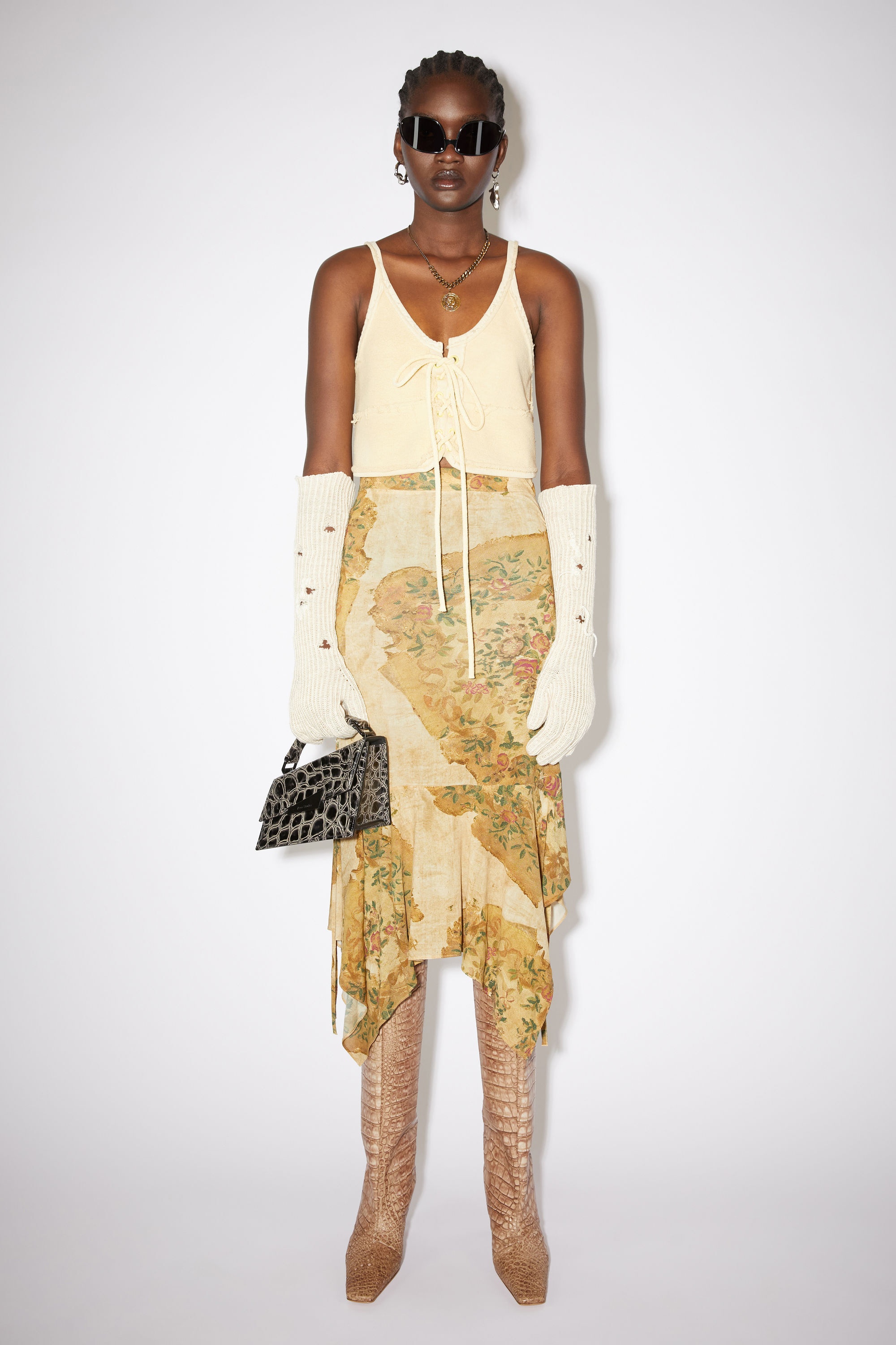 Asymmetric carpet print skirt - Beige/ecru - 2