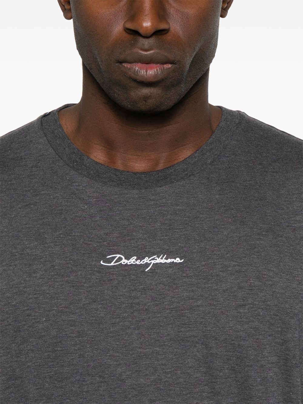 logo-embroidered cotton T-shirt - 4