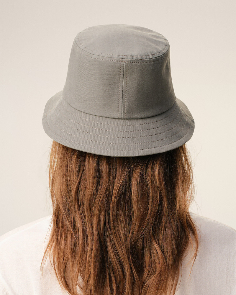 GREY COTTON AMI DE COEUR BUCKET HAT 6