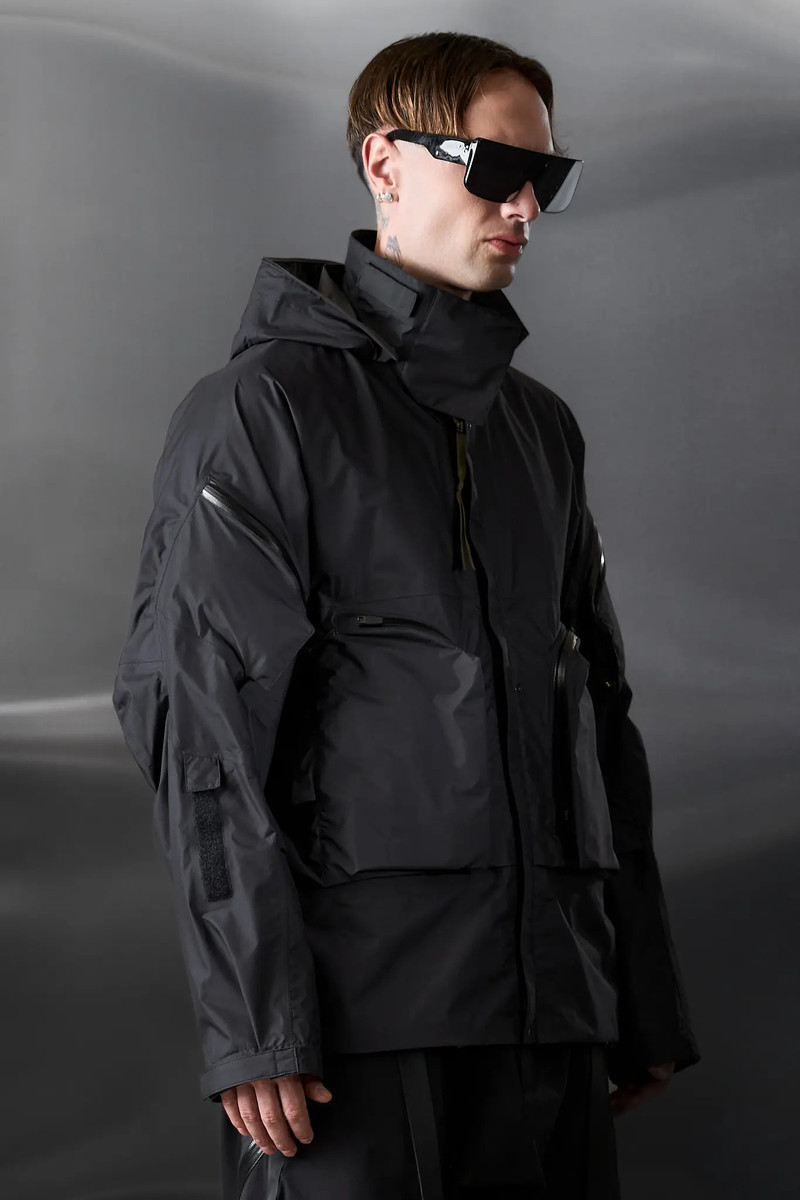 J120-GTPL 2L Gore-Tex Paclite Plus InterOps Jacket Black 4