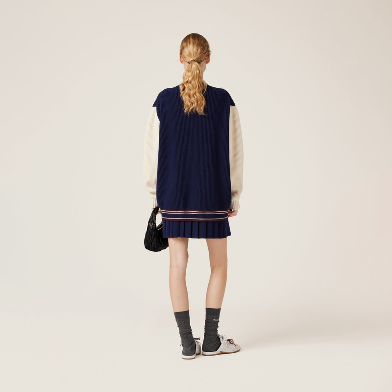 Wool and cashmere cardigan 3