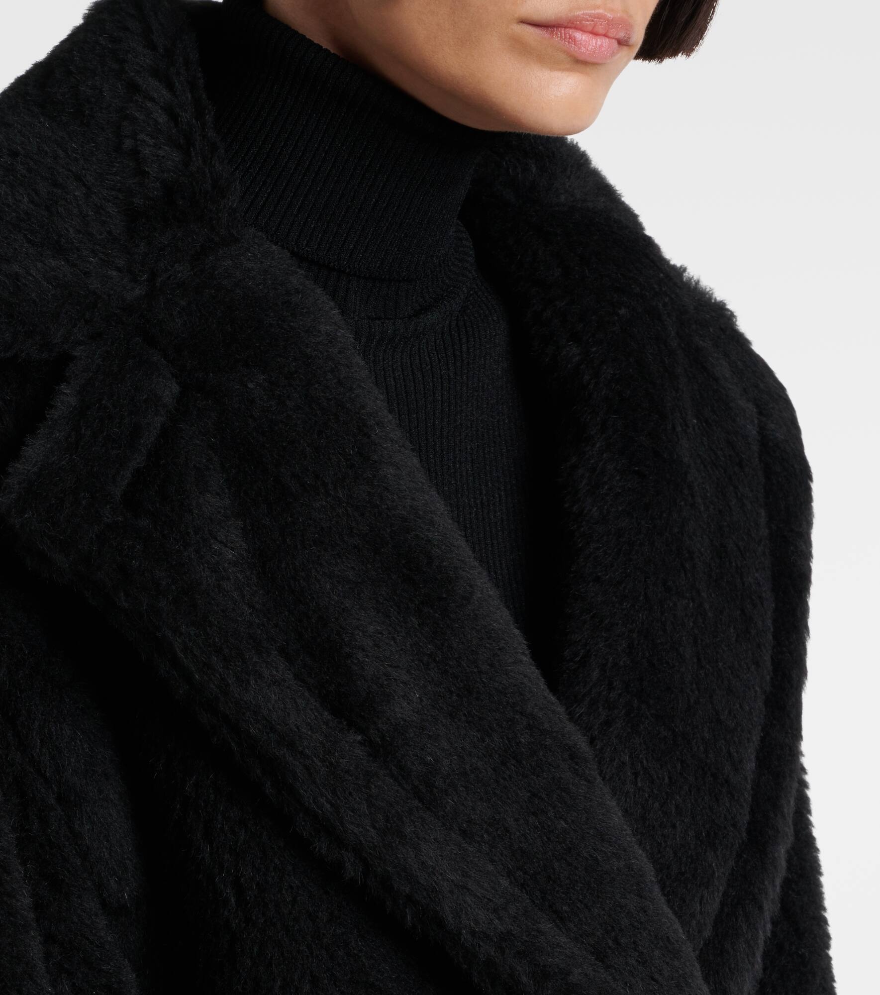 Fuxia alpaca, wool, and silk teddy coat - 5