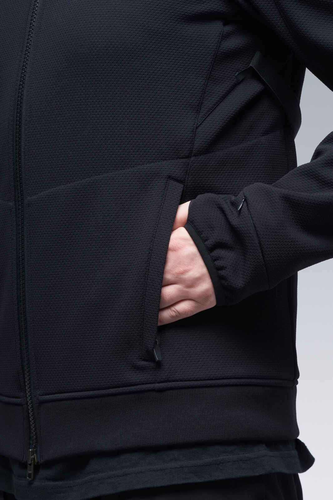 J48-SS Black - 14