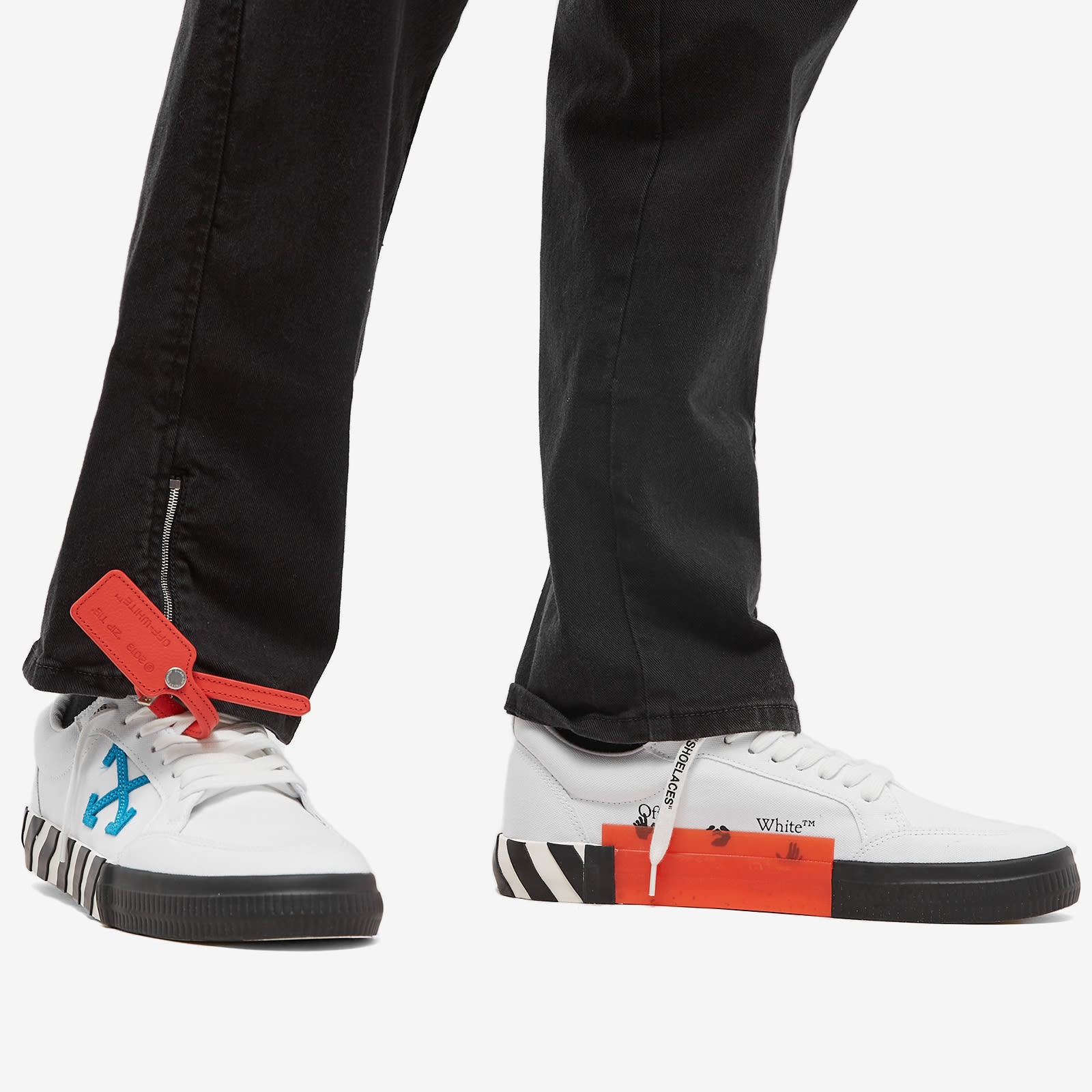 Off-White Low Vulcanized Canvas  Sneaker - 6
