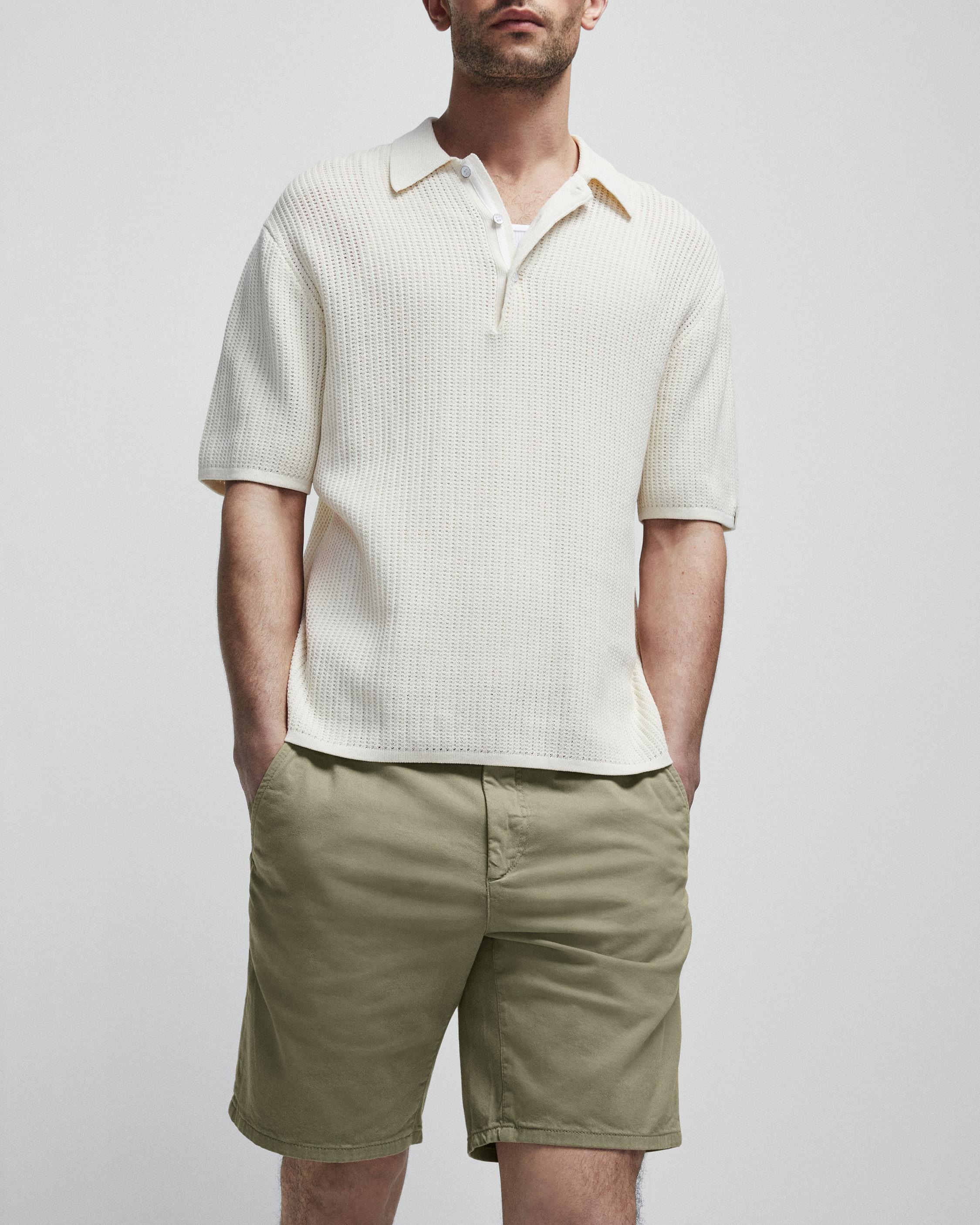 Perry Cotton Stretch Twill Short
Slim Fit Short - 1