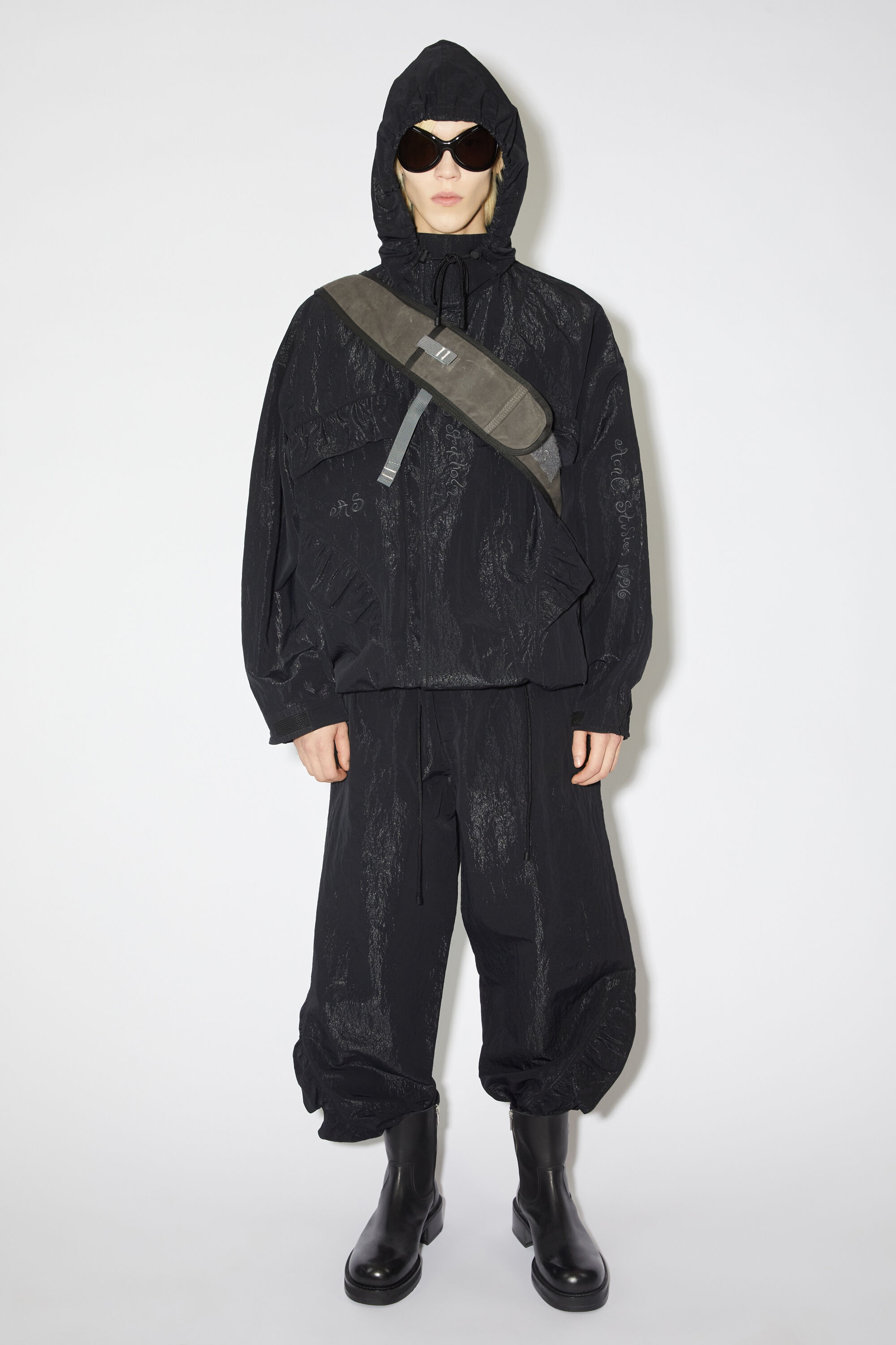 Embroidered nylon jacket - Stone black - 2