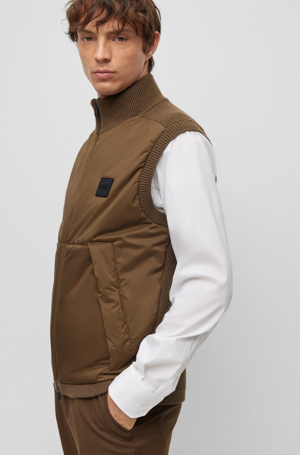 REGULAR-FIT GILET WITH LOGO PATCH - 6