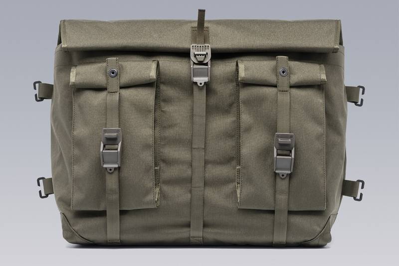 ACRONYM 3A-5-COR Messenger Einsatztasche Ranger Green ] outlook