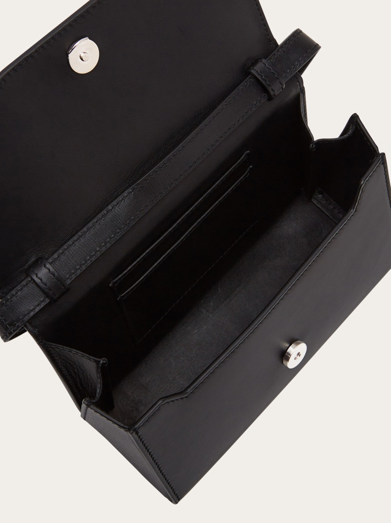 Compact crossbody bag 5