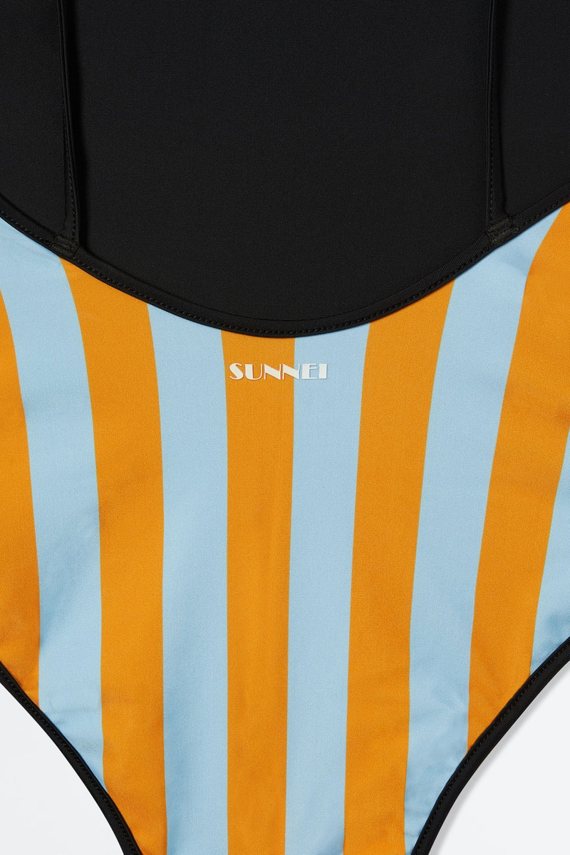 BLACK REVERSIBLE ONE-PIECE SUIT 3