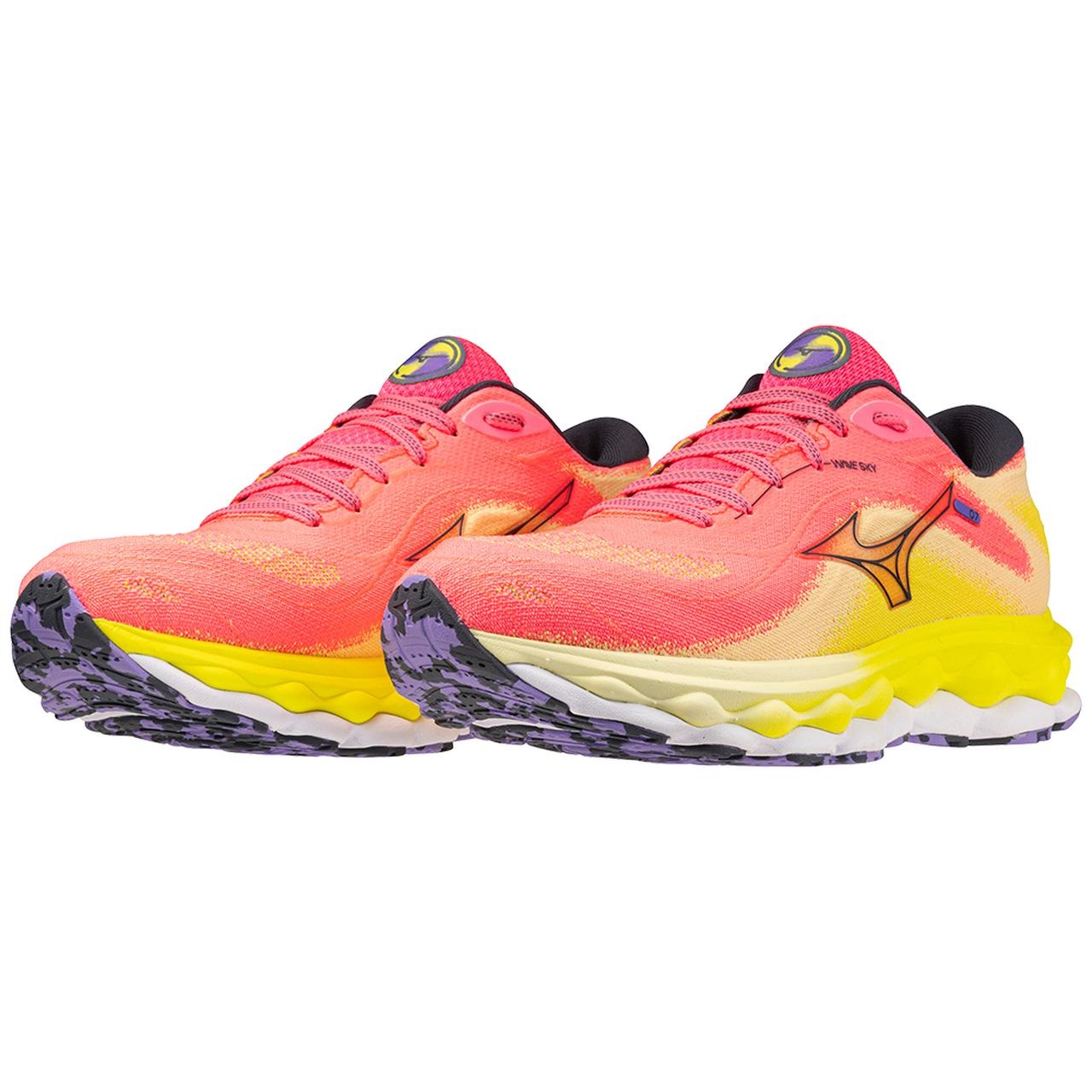 Women's Wave Sky 7 Running Shoe - 9