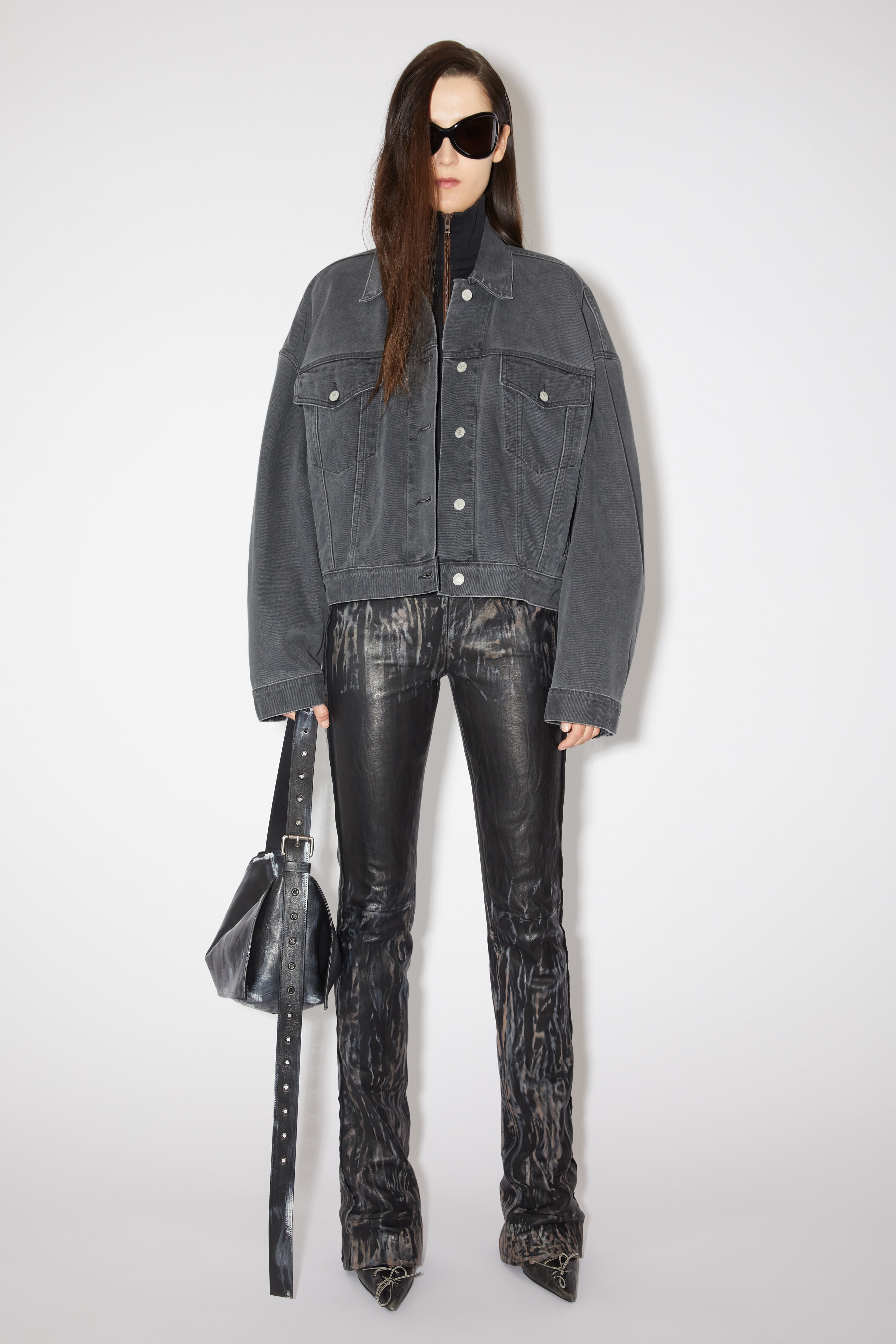 Denim jacket - Relaxed cropped fit - Dark grey - 2