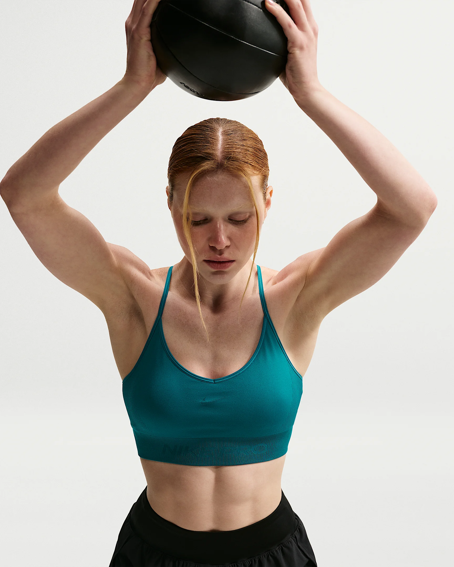 Nike Pro Seamless Women's Light-Support Padded Sports Bra - 1