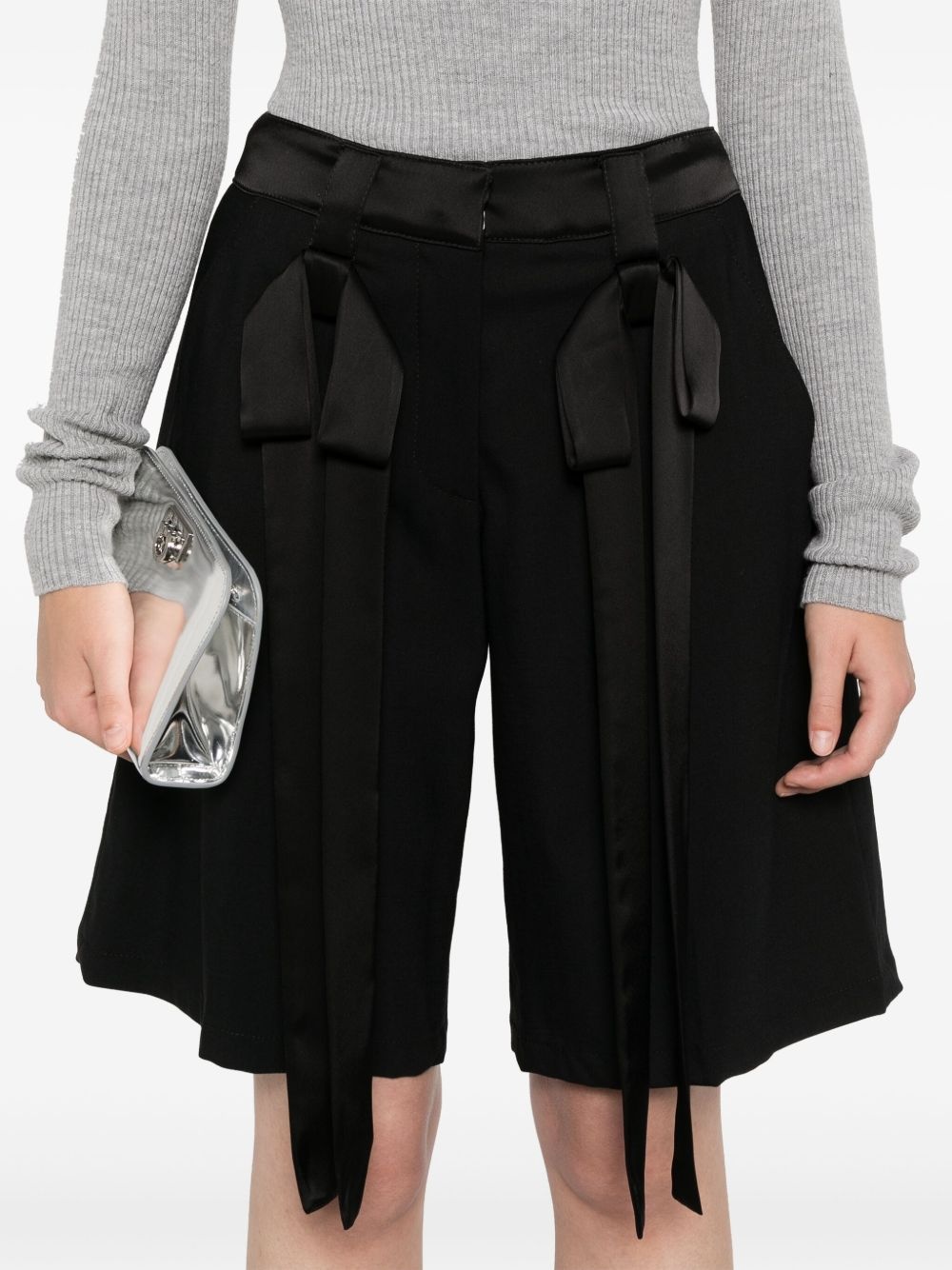bow-embellished shorts - 5