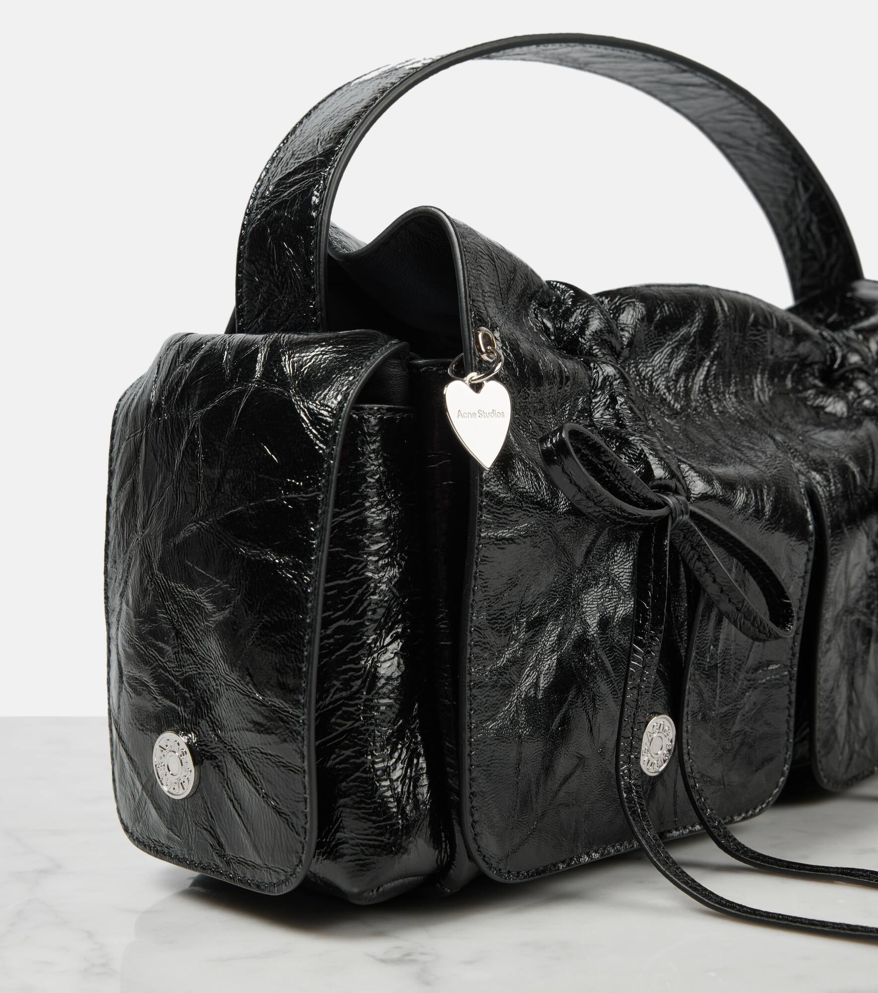 Multipocket leather shoulder bag - 6