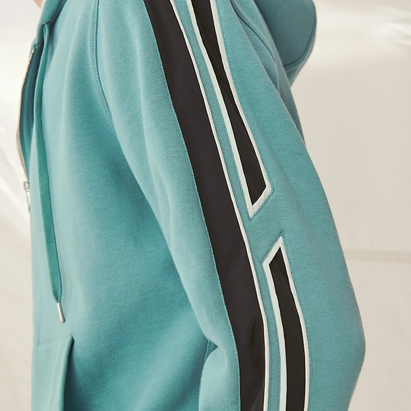 "Run H" zipped hooded sweater 3