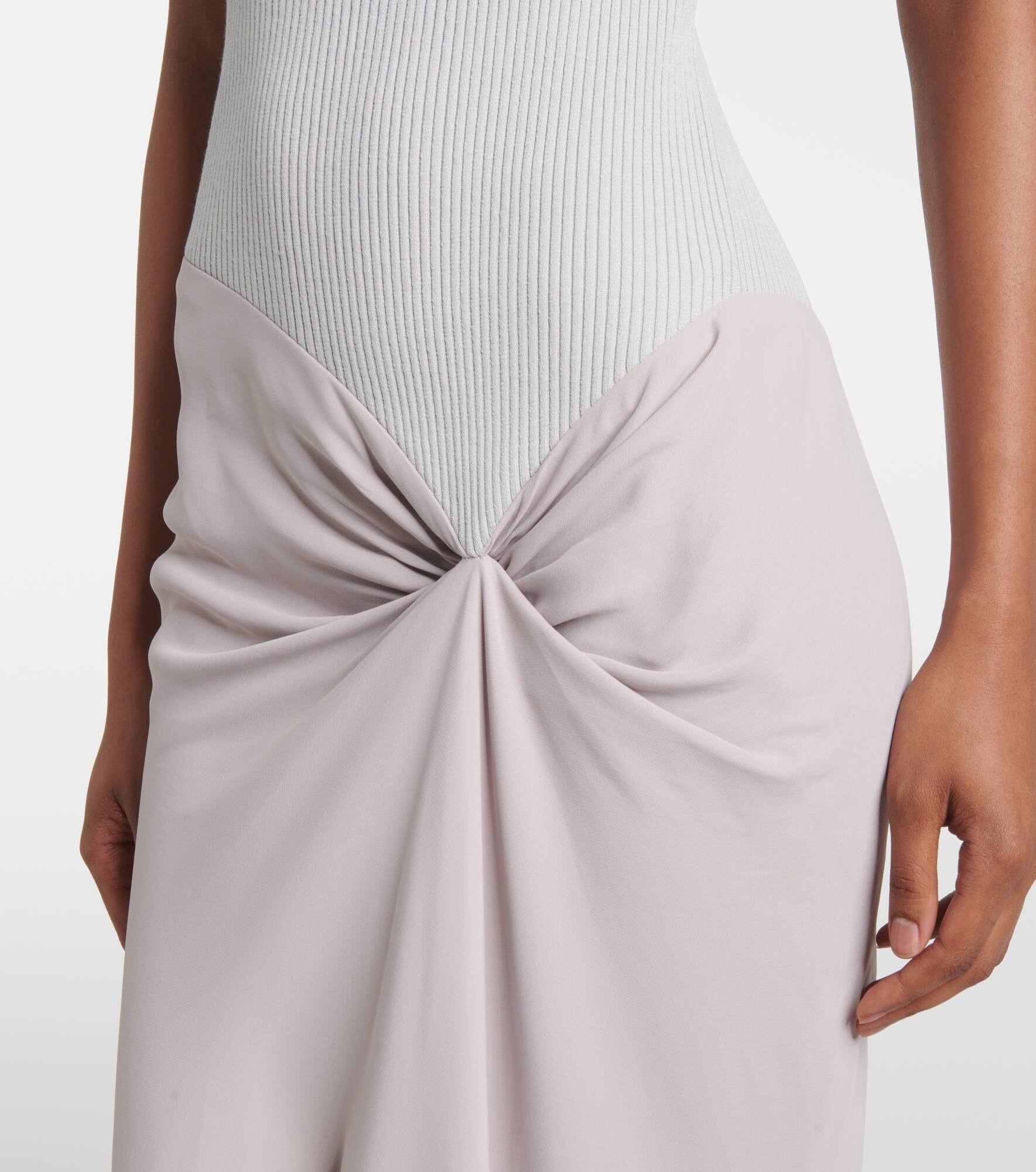 Knit-detail crêpe maxi dress - 5