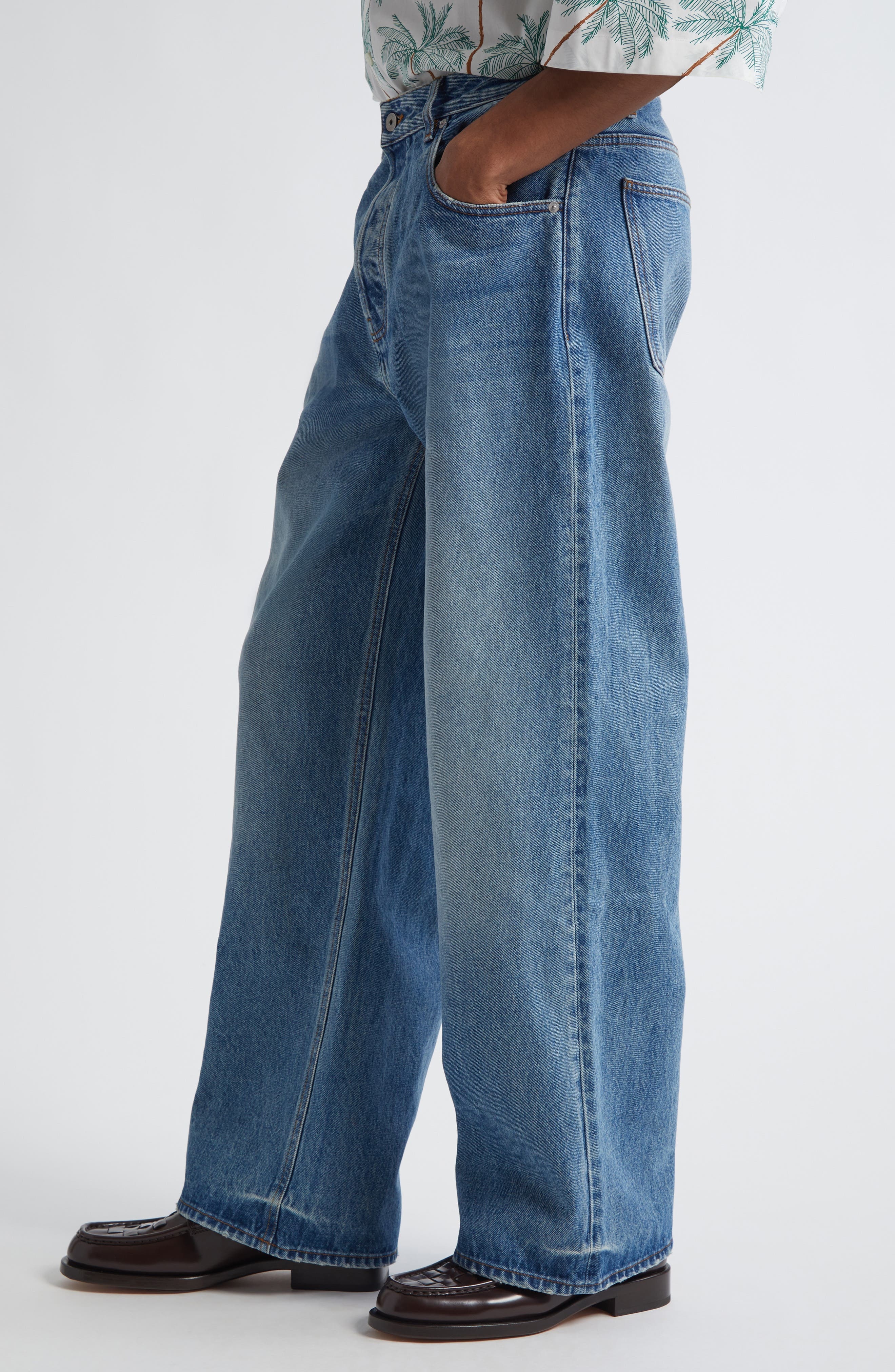 Jacquemus Le De-Nîmes Large Straight Leg Jeans in Blue/Tabac at Nordstrom - 4