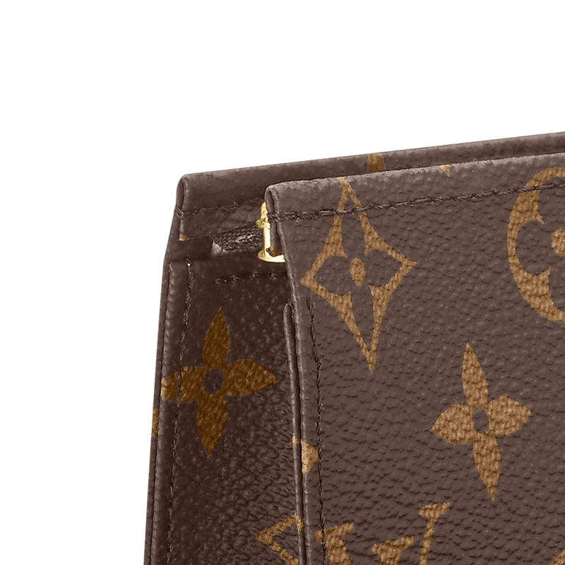 Louis Vuitton Toiletry Pouch 15 outlook