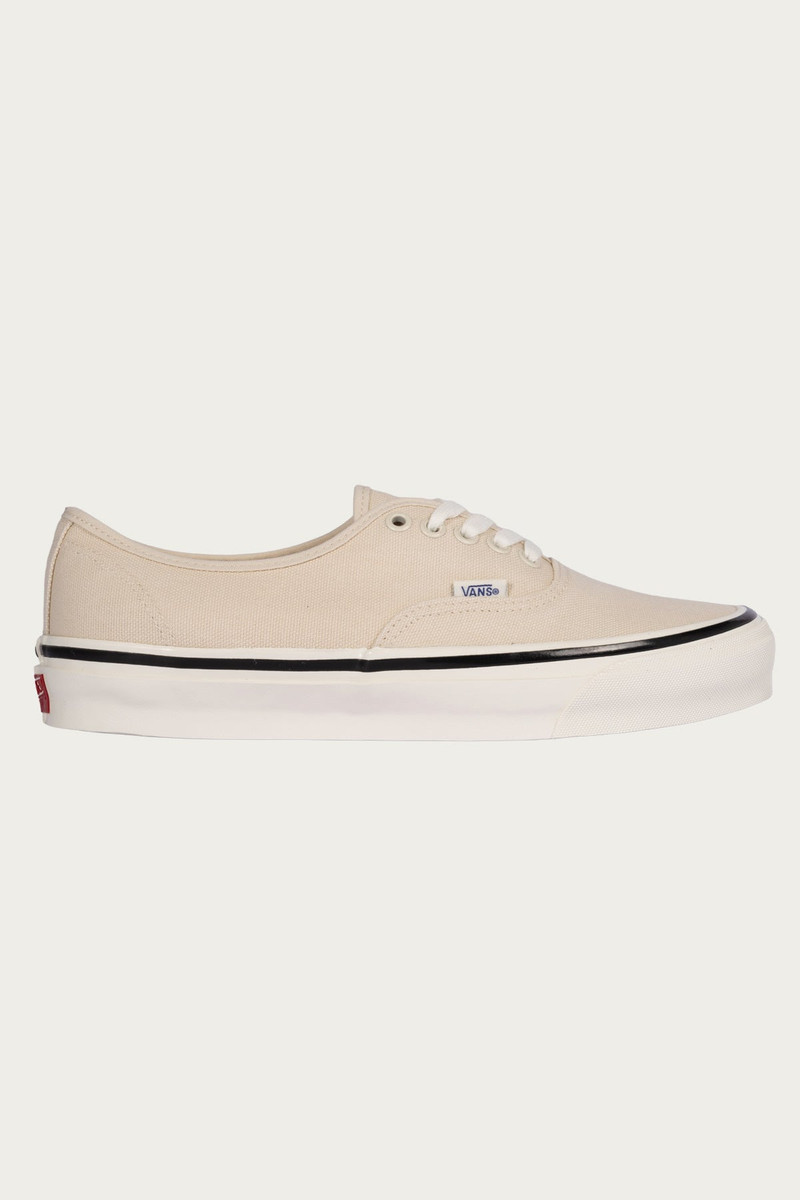LX Authentic 44 - Duck Canvas Turtledove 1