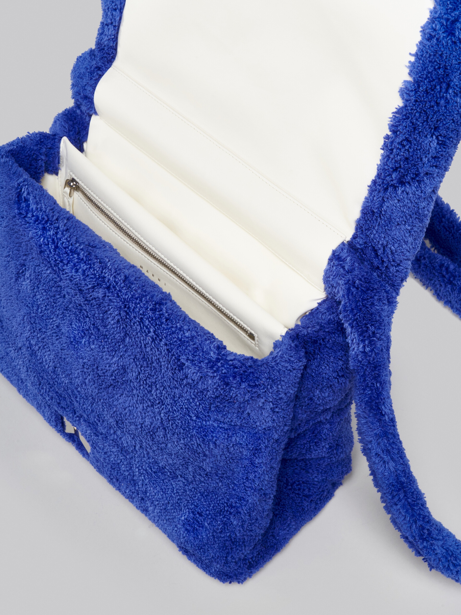 LARGE BLUE TERRY PRISMA BAG - 4