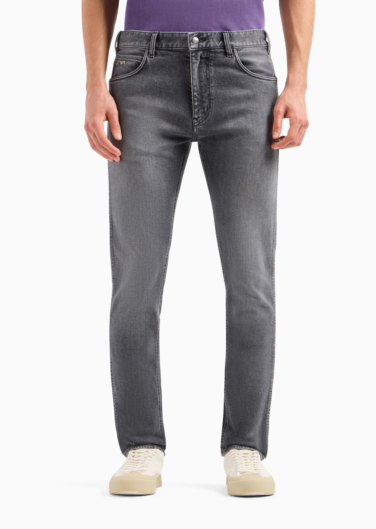 J16 slim-fit, washed denim jeans - 2