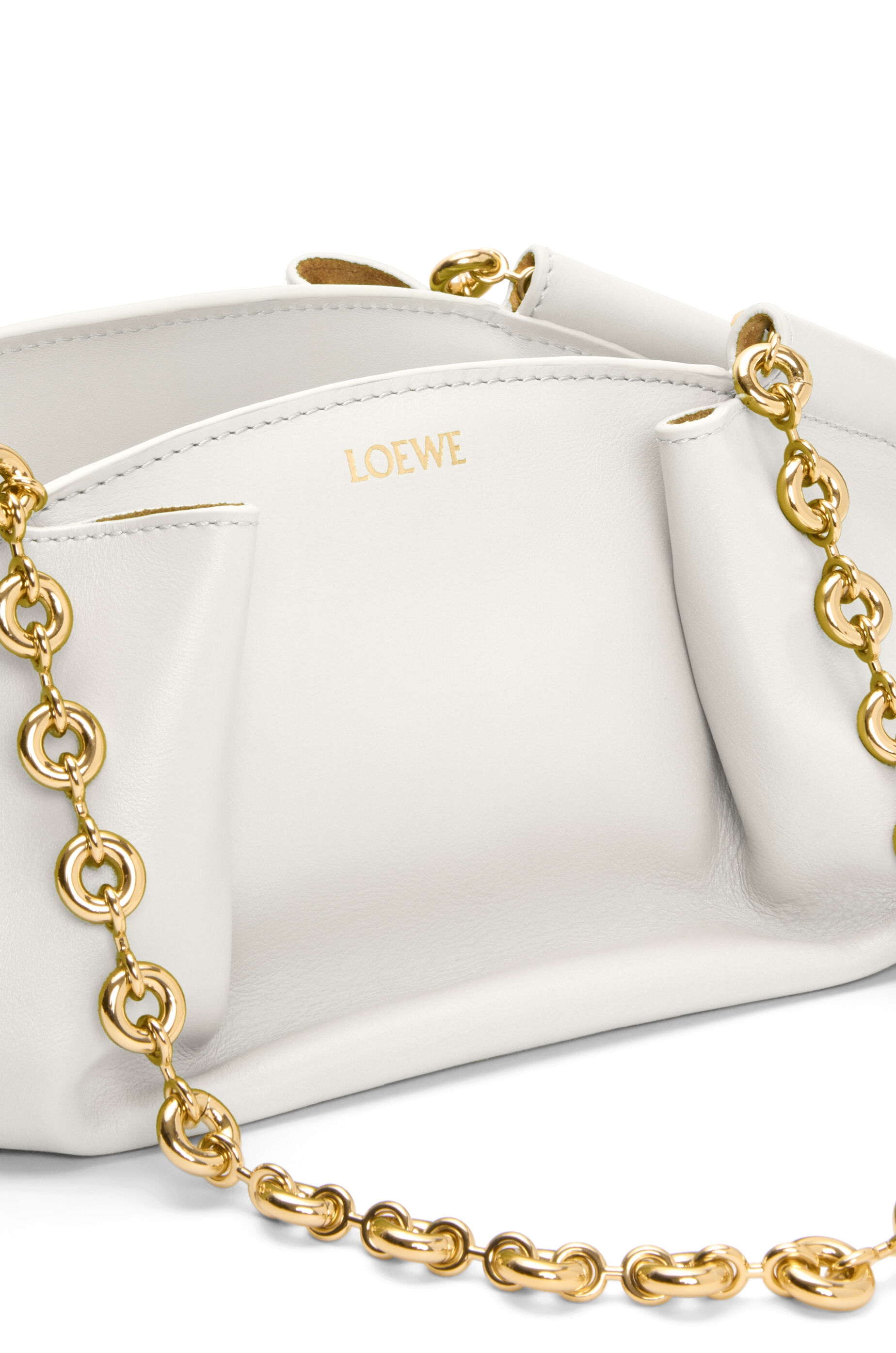 Small Paseo bag in shiny nappa calfskin with chain - 8