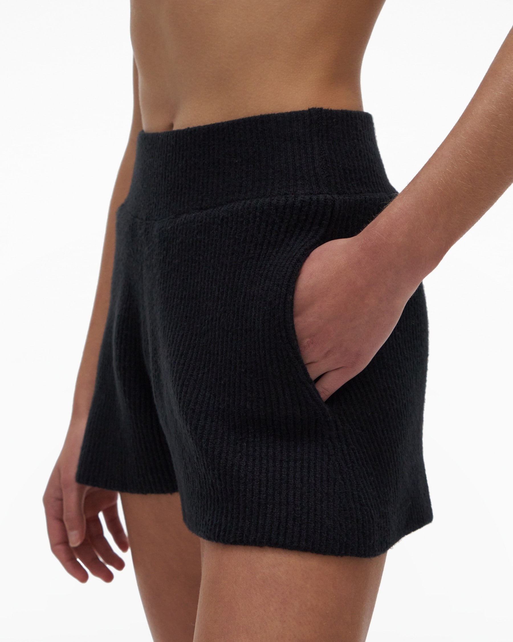 COZY SHORT - 7