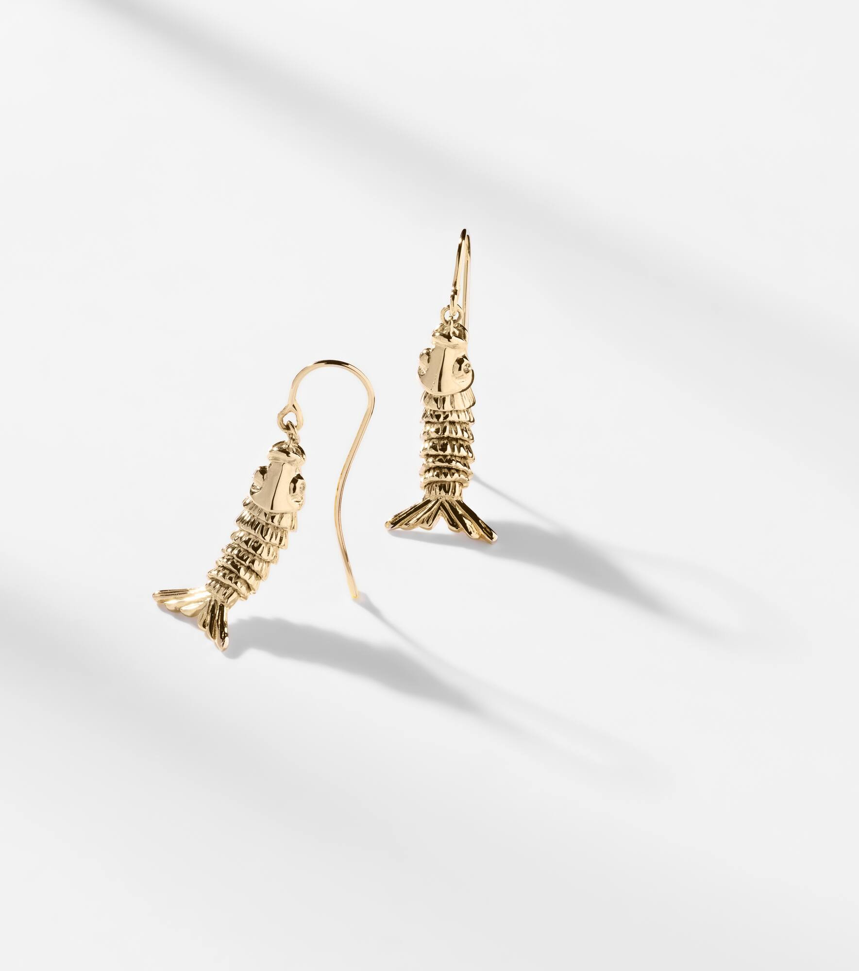 Moving Fish 14kt gold earrings with diamonds - 5