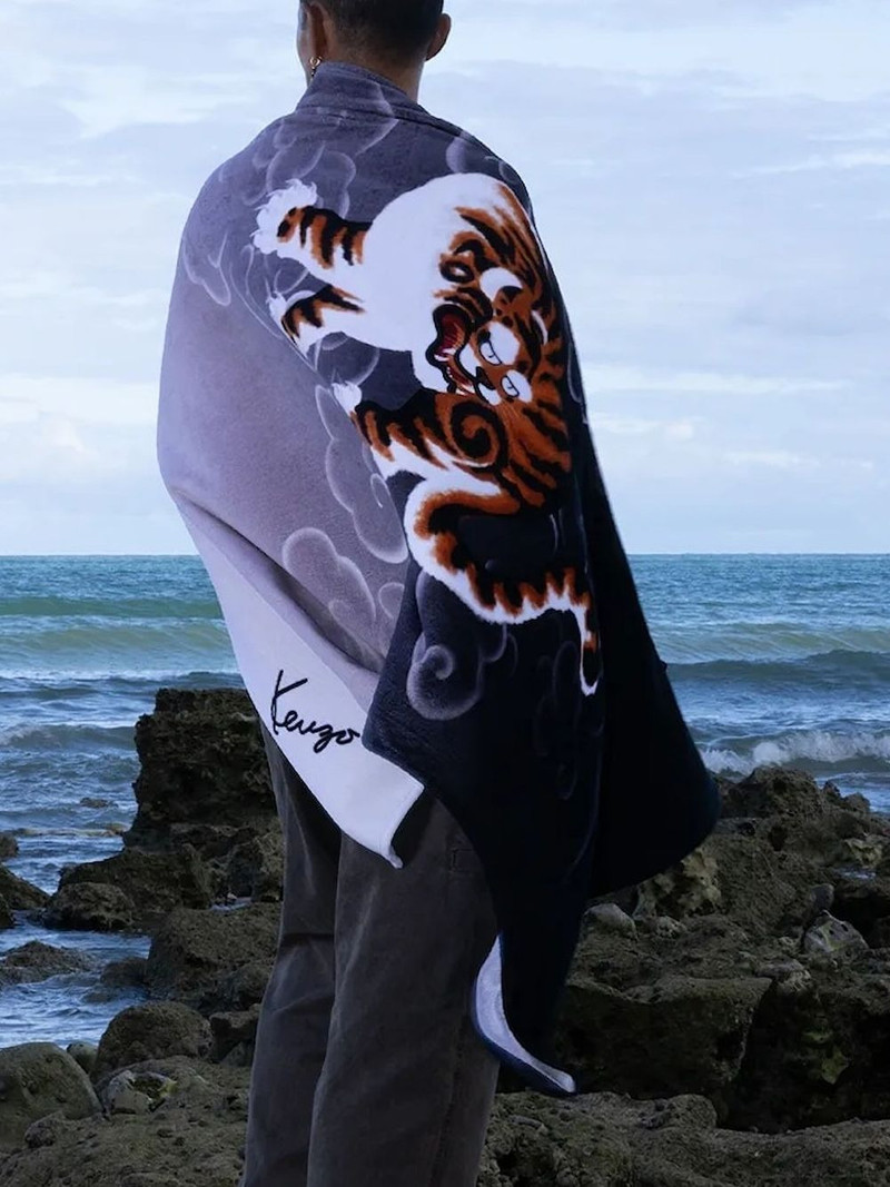KENZO logo cloud beach towel outlook