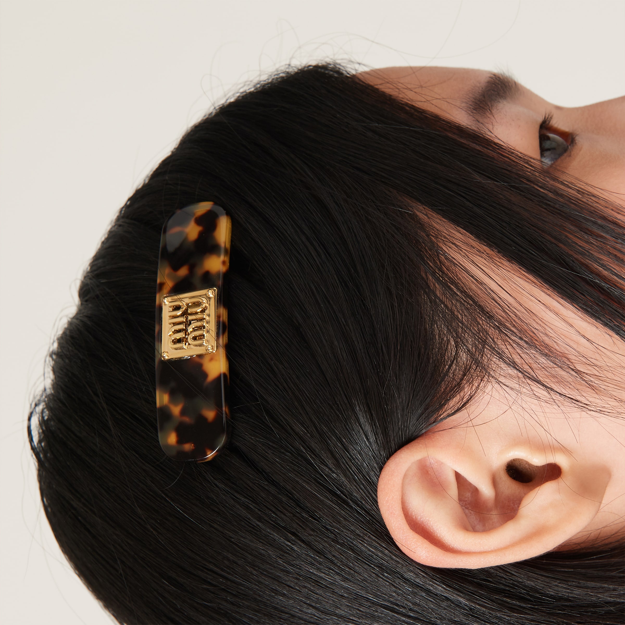 Plexiglas and metal hair clip - 4
