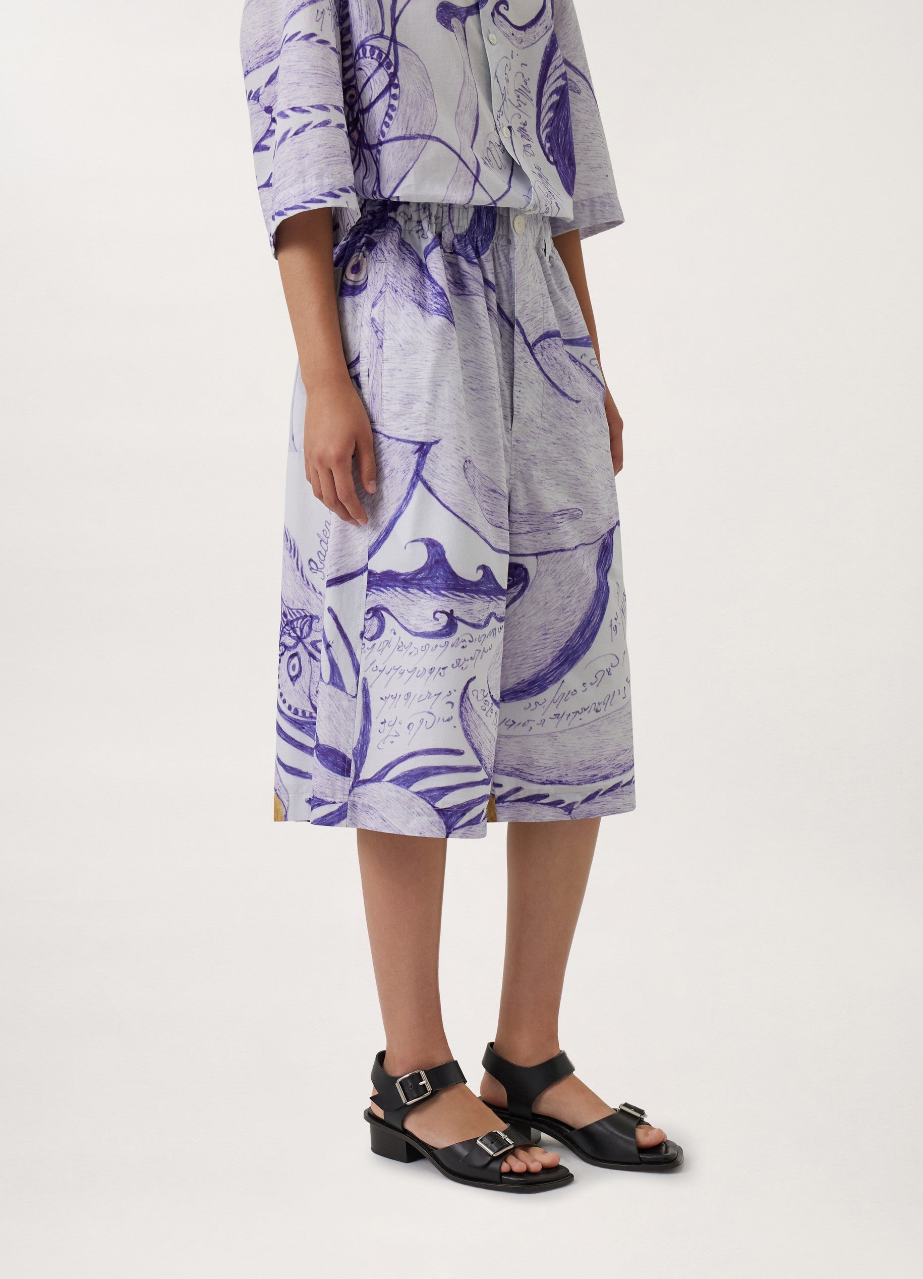 ANGKASAPURA BERMUDA SHORTS - 9