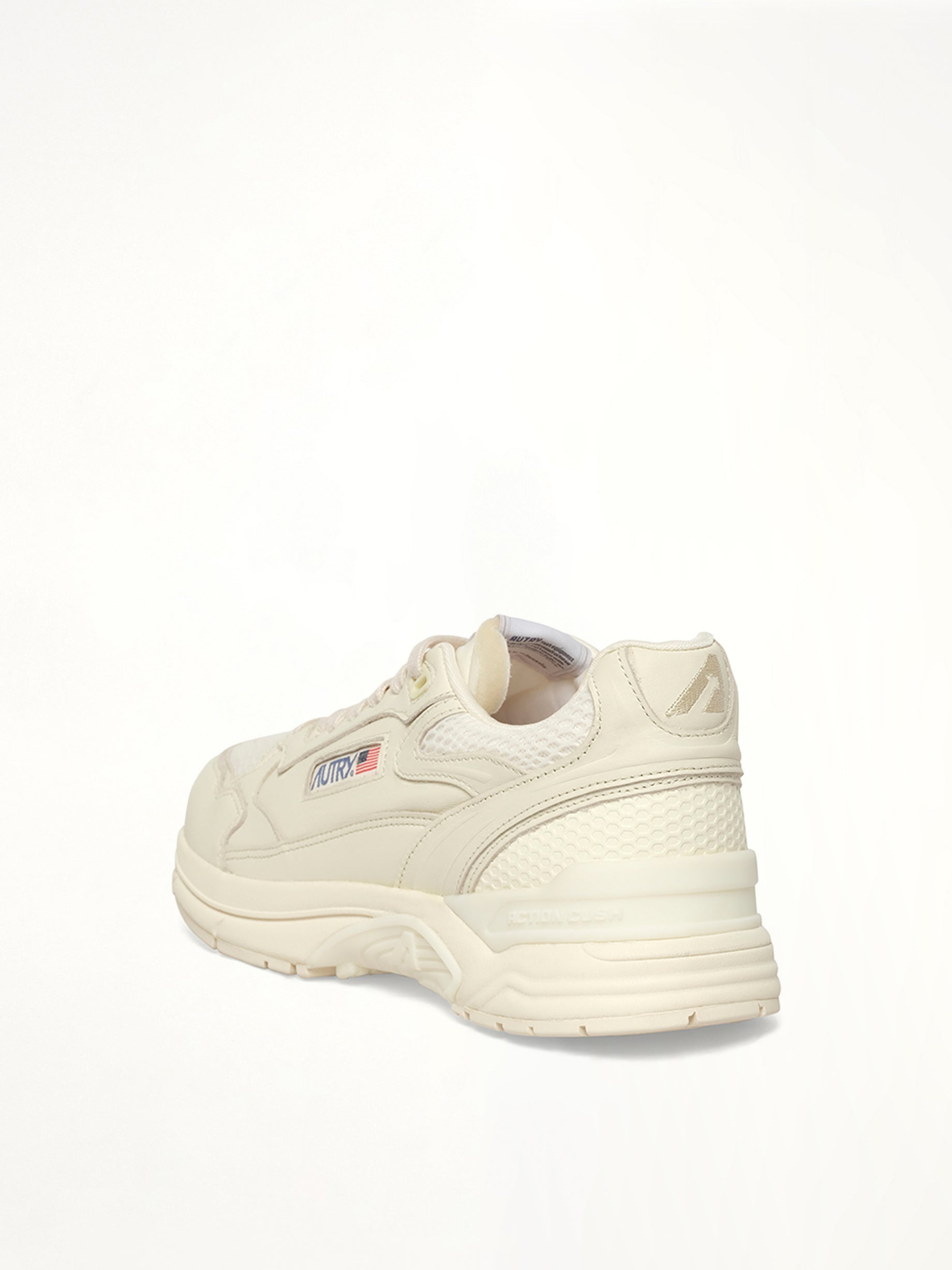Hyperway Low Sneaker in White/White - 3