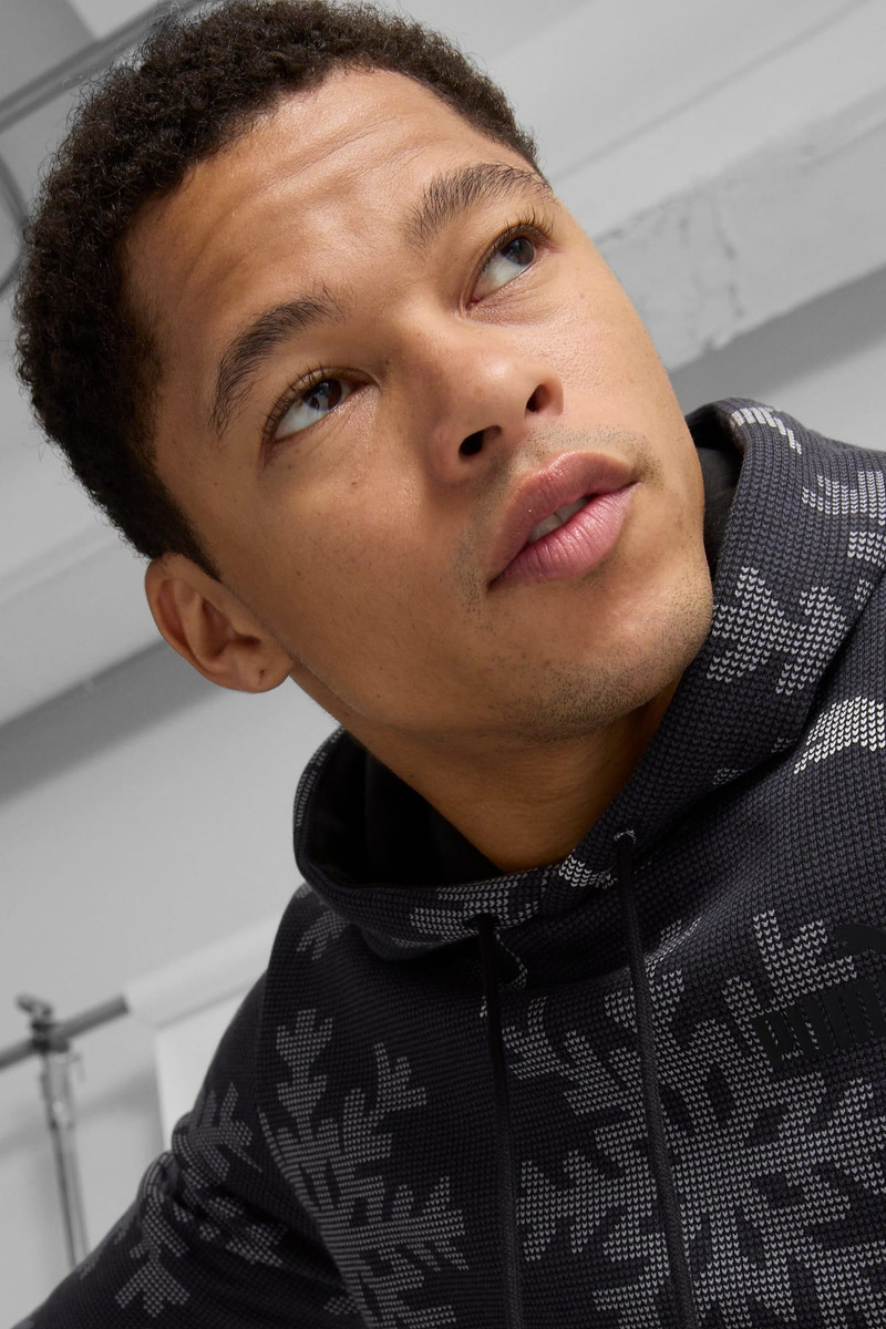 ESS+ Logo Lab Winter Hoodie 4