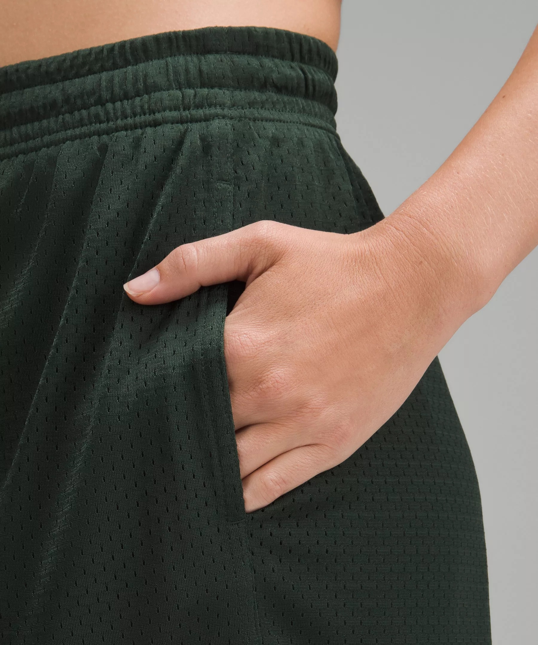 Relaxed-Fit Mesh Training Short 8" - 4