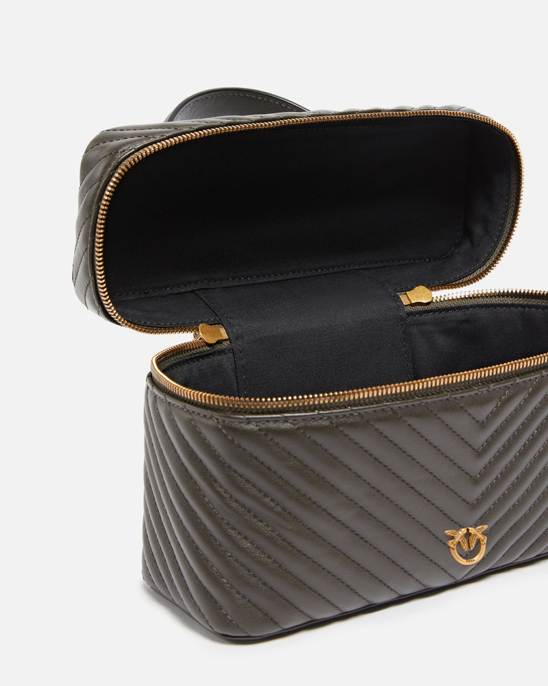 MEDIUM BEAUTY CASE WITH SHOULDER STRAP IN CHEVRON NAPPA 4