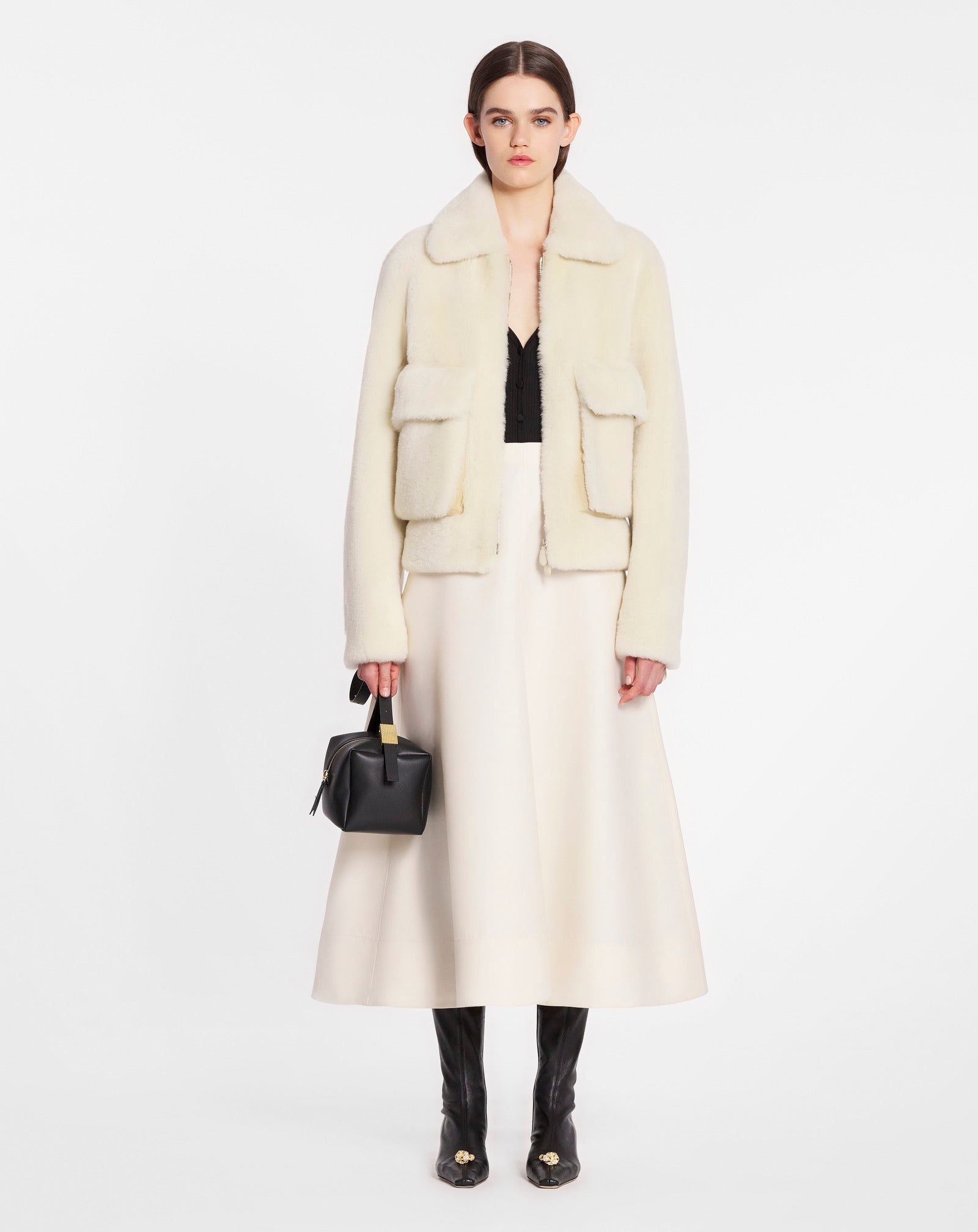 SHORT JACKET IN LAMBSKIN - 2