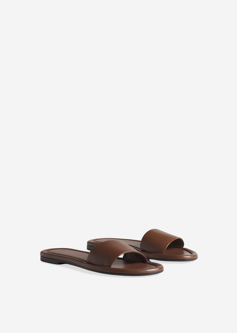 CO Slide Sandal in Leather outlook