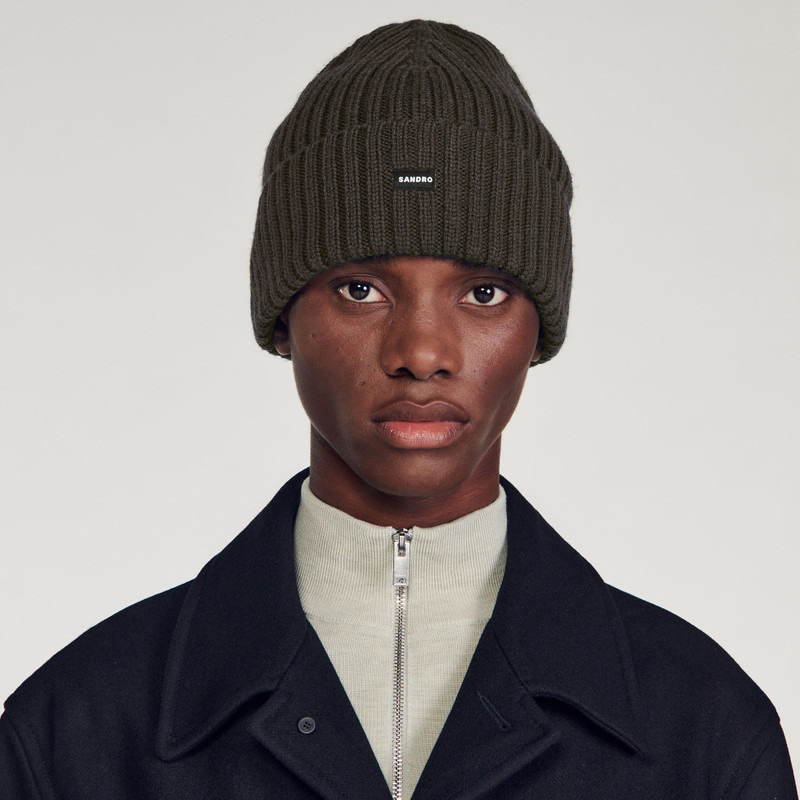 Sandro Beanie outlook