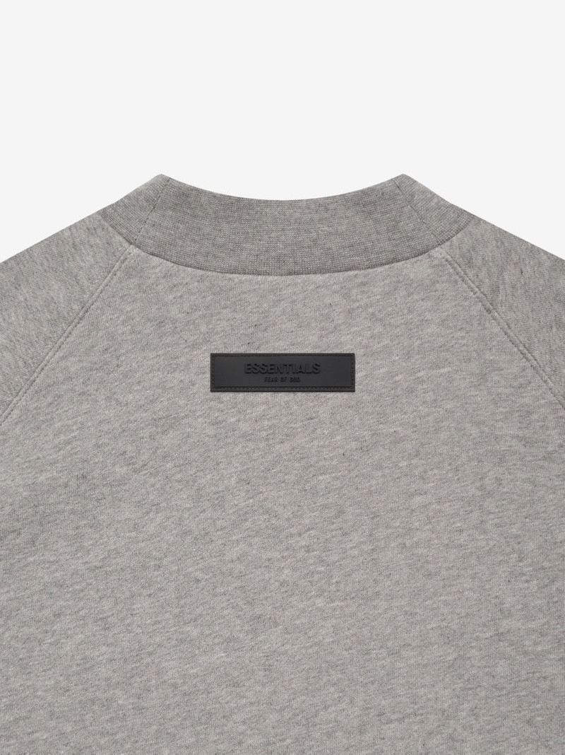 ESSENTIALS Ss Sweatshirt outlook