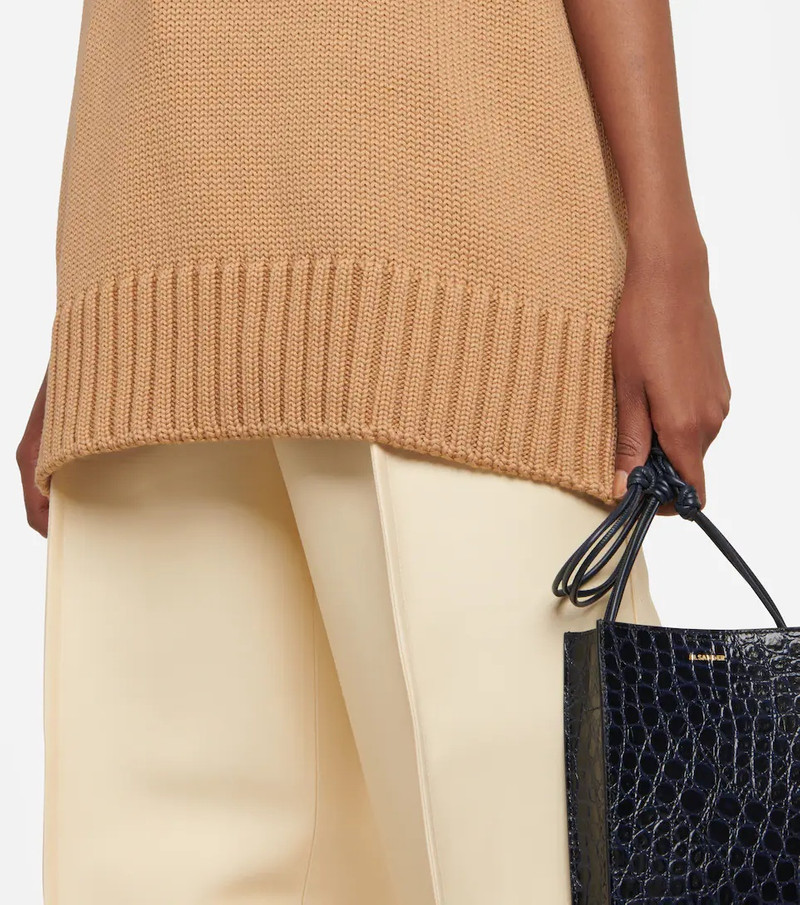 Turtleneck wool sweater vest 5