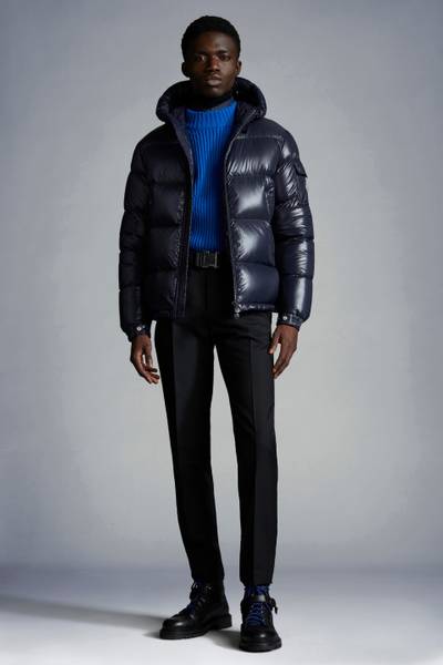 Moncler Ecrins Short Down Jacket outlook