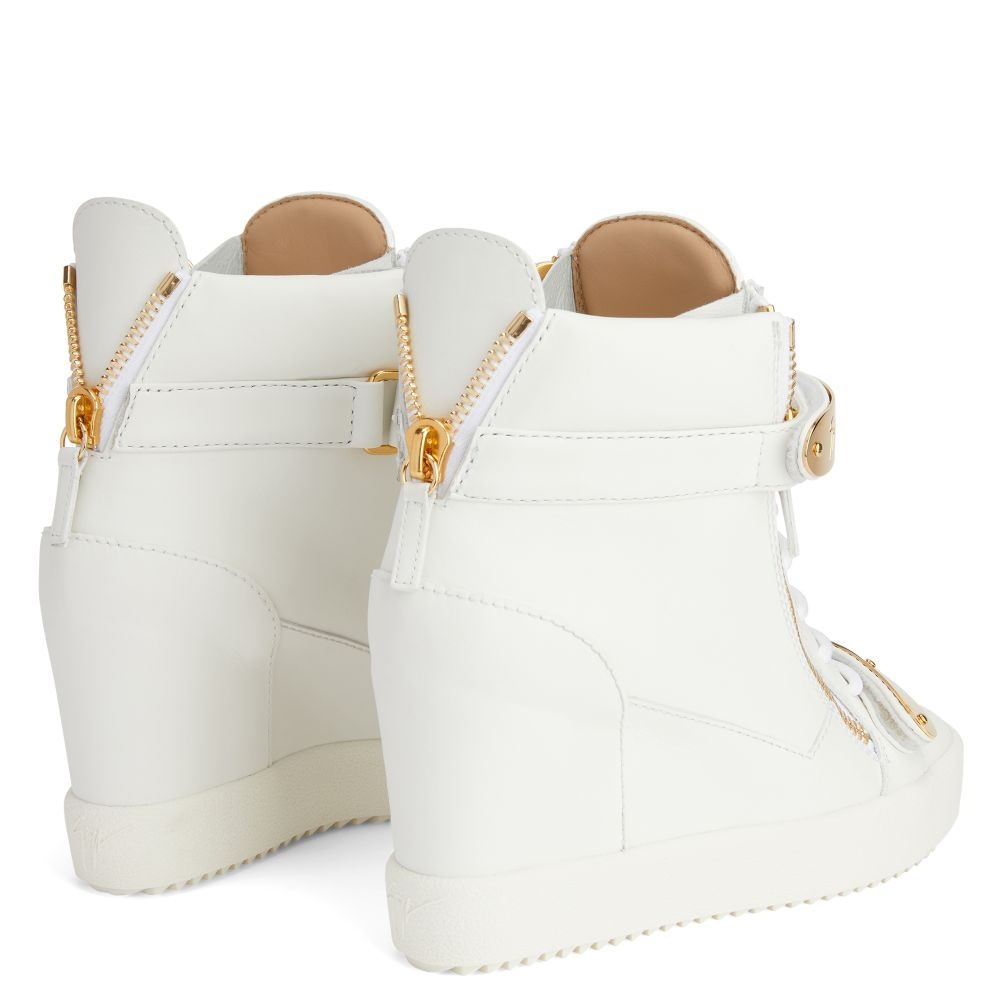 Coby Wedge - 3