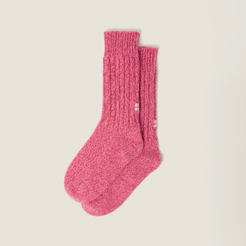 Wool and cashmere socks 1