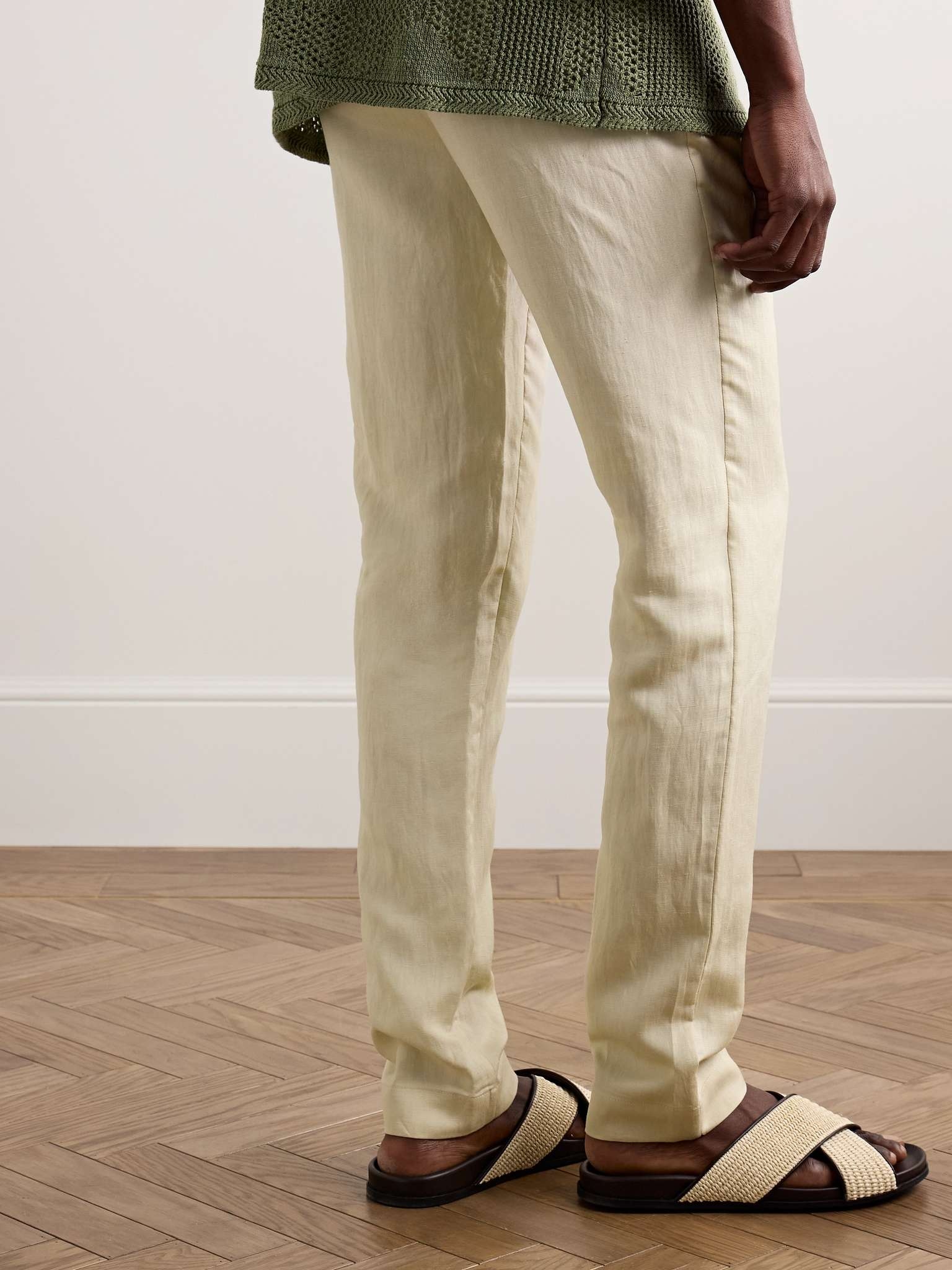 Dorset Slim-Fit Pleated Silk and Linen-Blend Drawstring Trousers - 3