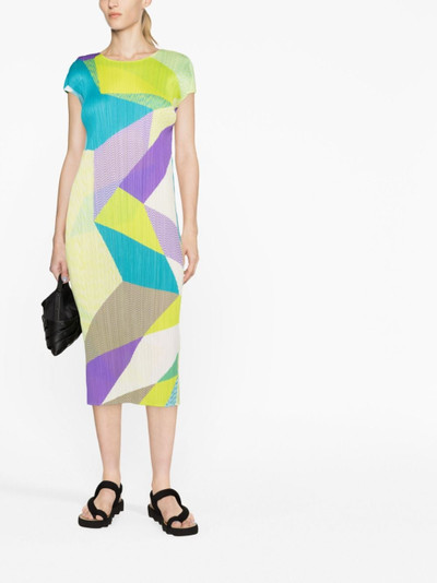 Pleats Please Issey Miyake abstract-pattern shift dress outlook