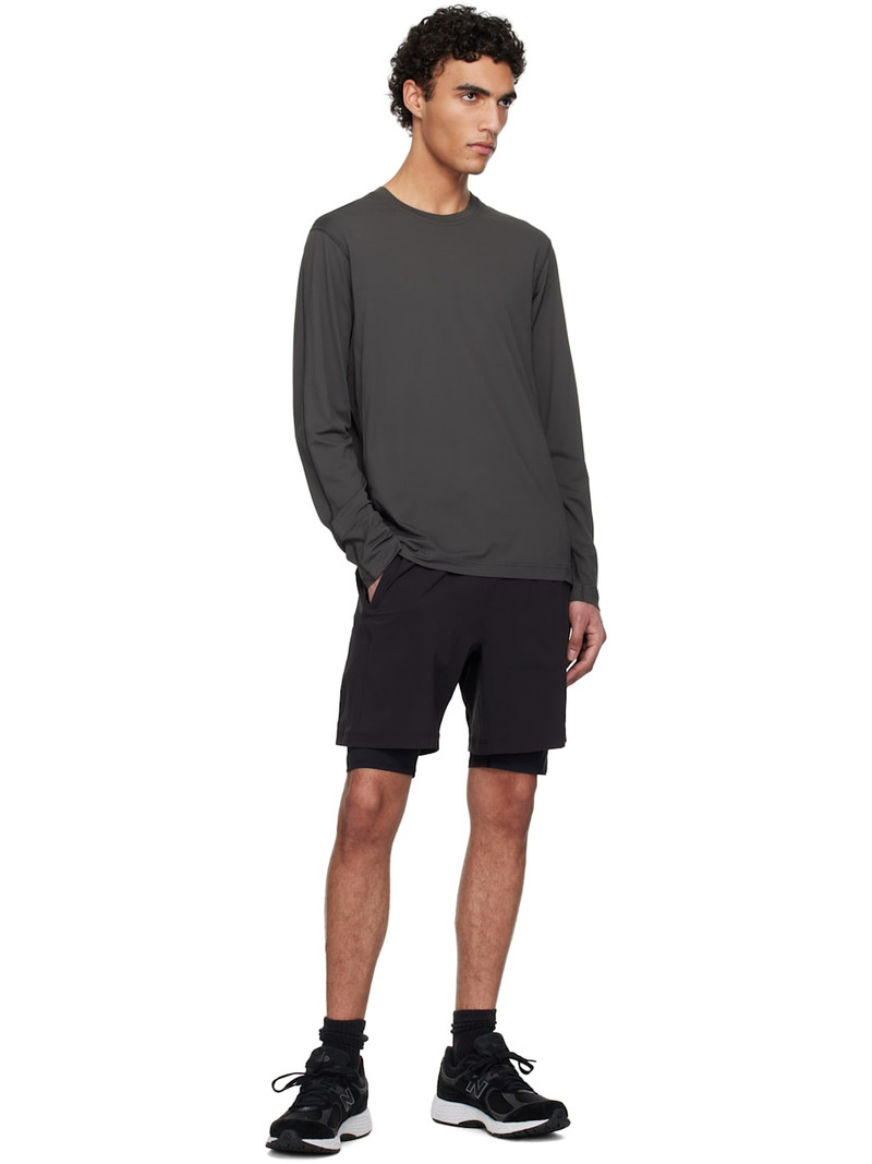 Reigning Champ Black 4-Way Combo 7 Training Shorts outlook