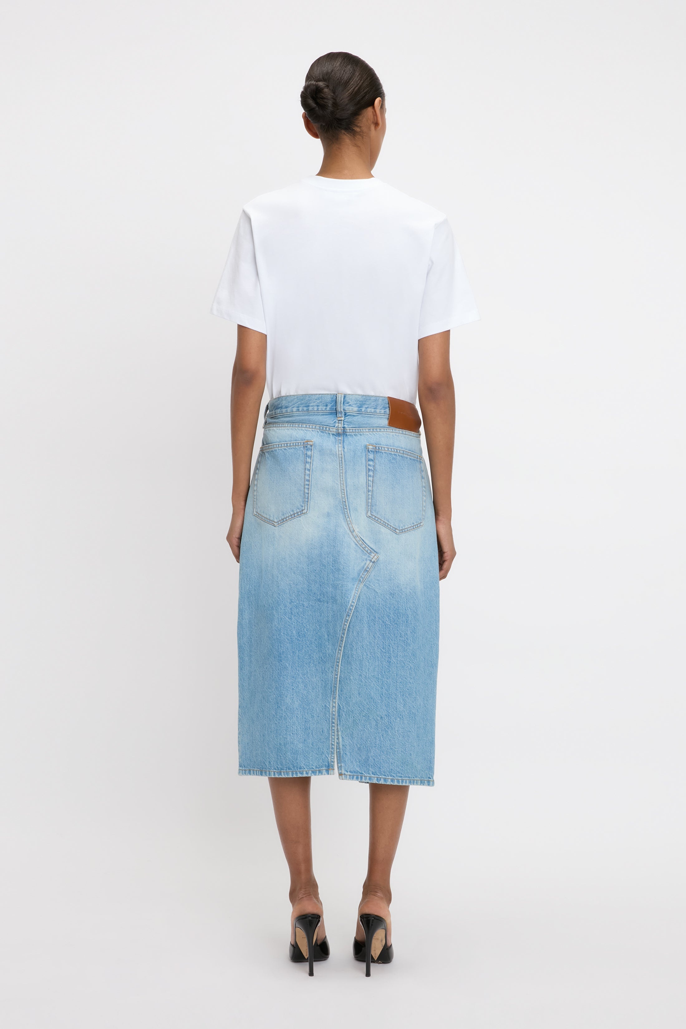 Kick Pocket Denim Skirt In Light Blue Wash - 4