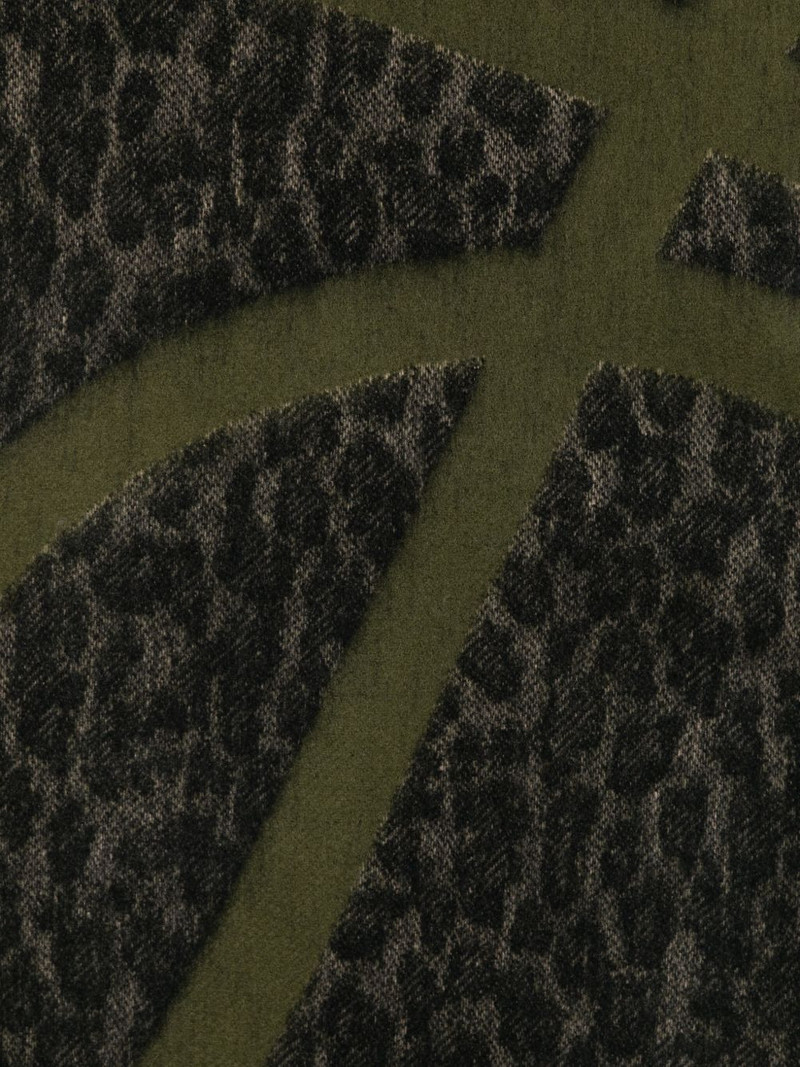 logo-detail fringed scarf 3
